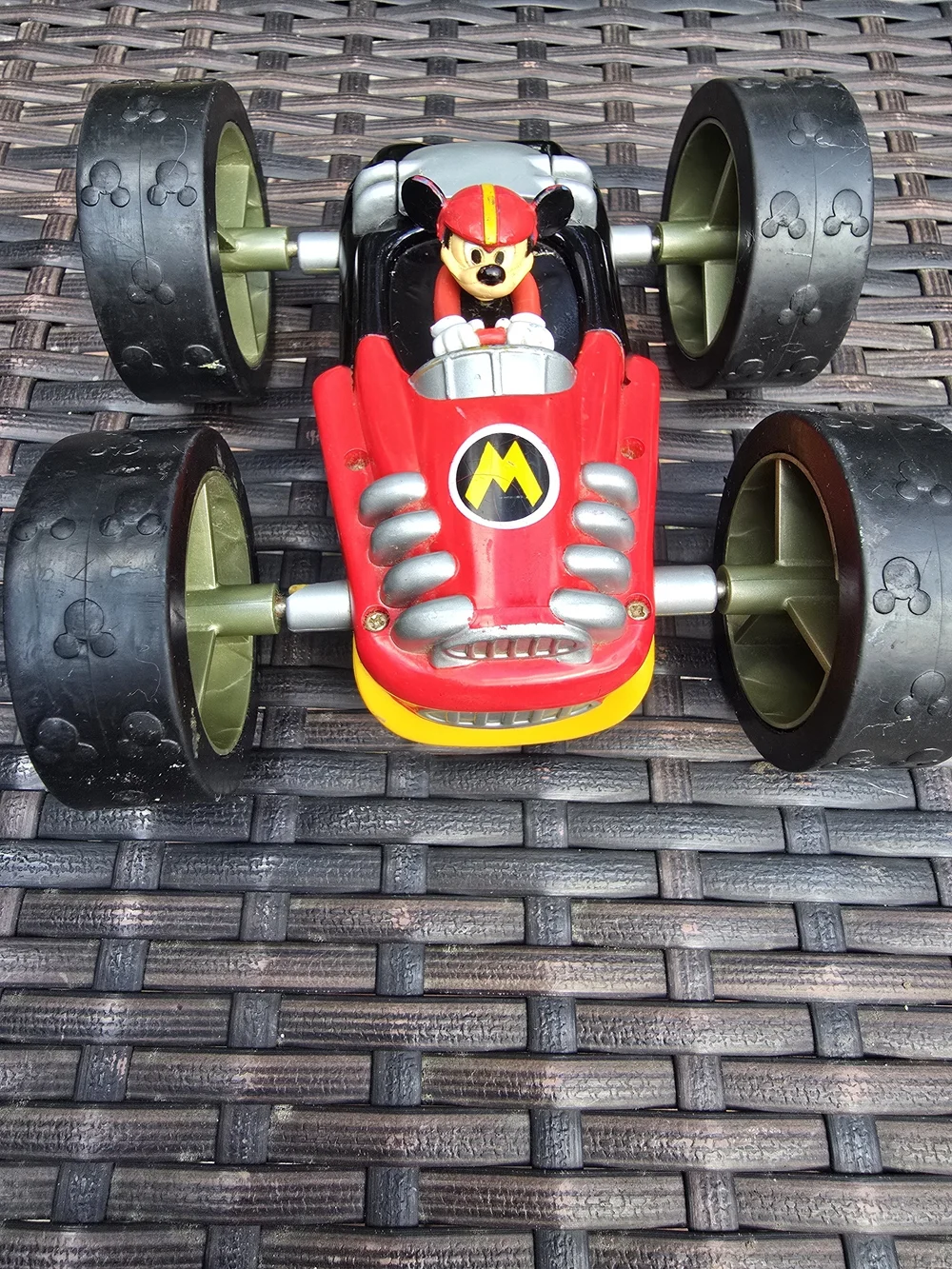 vintage Disney Mickey Mouse Donald Duck Flip Racer Race Car StuntCar Collectable
